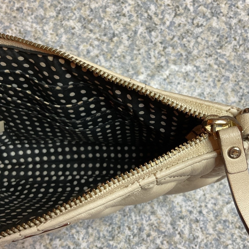 Kate Spade quilted cream clutch wristlet bag ivory gold Astor Court mini - Picture 5 of 8